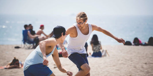 Can I Wear Glasses Or Contact Lenses At The Beach?