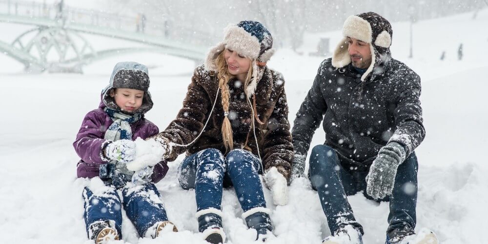 Can I Wear Contact Lenses In The Snow?