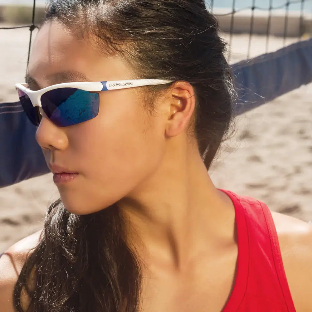 PROGEAR® Dash2 is perfect for any sport including volleyball and running.